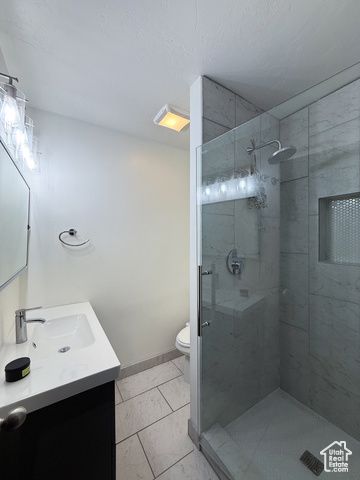 6056 S 2075 E, Holladay, UT 84121