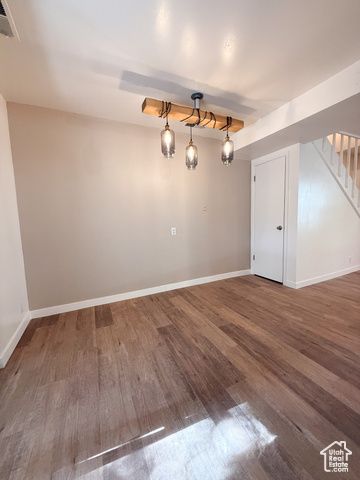 6056 S 2075 E, Holladay, UT 84121