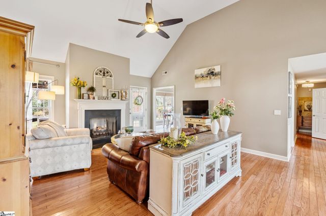 110 N Carleila Lake Way, Spartanburg, SC 29307