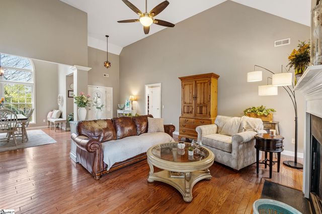 110 N Carleila Lake Way, Spartanburg, SC 29307