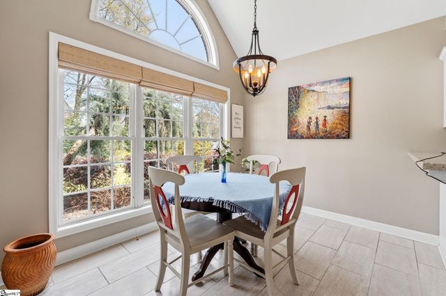 110 N Carleila Lake Way, Spartanburg, SC 29307