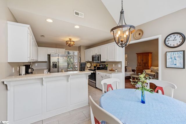 110 N Carleila Lake Way, Spartanburg, SC 29307