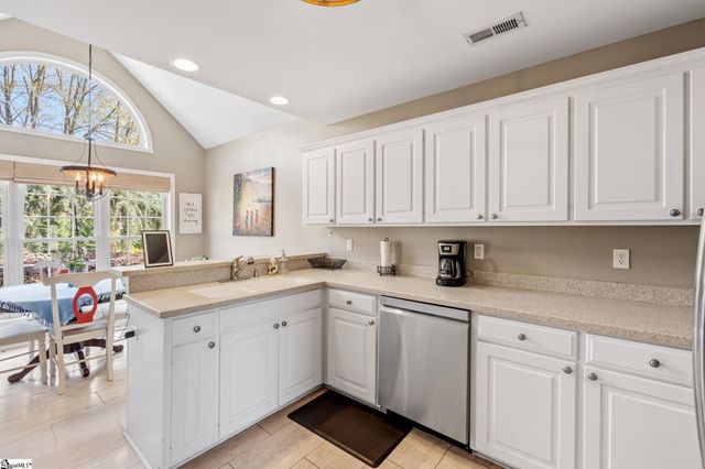 110 N Carleila Lake Way, Spartanburg, SC 29307