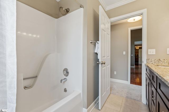 110 N Carleila Lake Way, Spartanburg, SC 29307