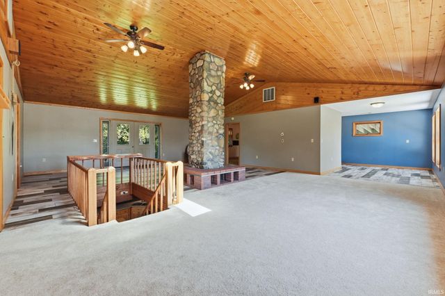11401 W 500 S Road, Mentone, IN 46539