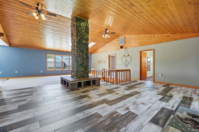 11401 W 500 S Road, Mentone, IN 46539