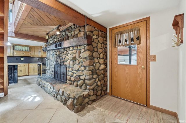11401 W 500 S Road, Mentone, IN 46539