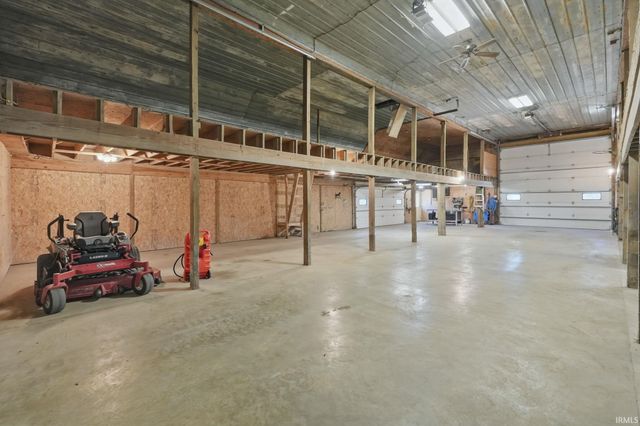 11401 W 500 S Road, Mentone, IN 46539
