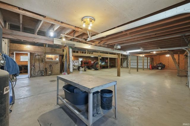 11401 W 500 S Road, Mentone, IN 46539