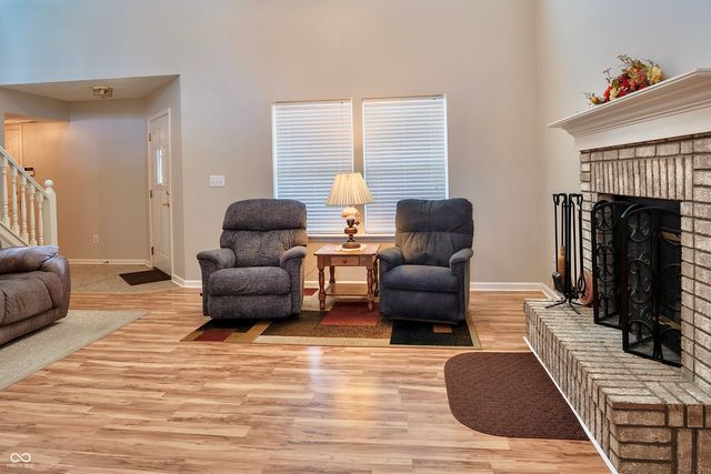 25 English Green, Westfield, IN 46074