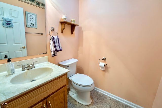 25 English Green, Westfield, IN 46074
