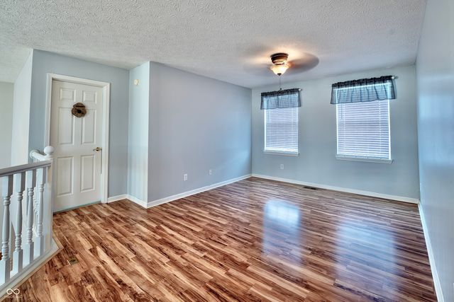 25 English Green, Westfield, IN 46074