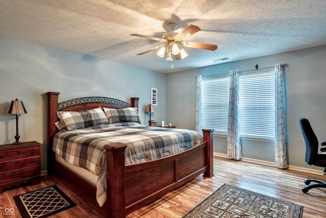 25 English Green, Westfield, IN 46074