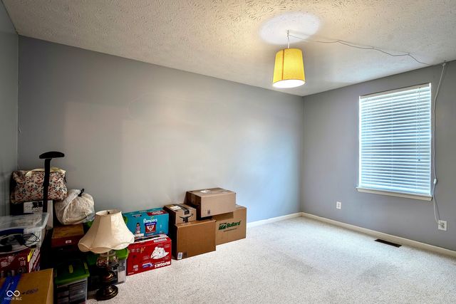 25 English Green, Westfield, IN 46074