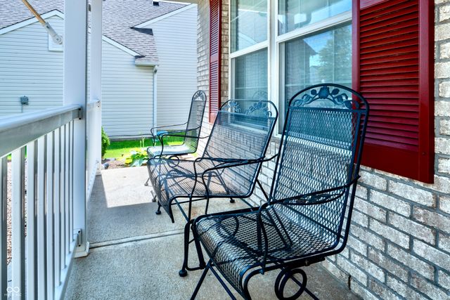 25 English Green, Westfield, IN 46074