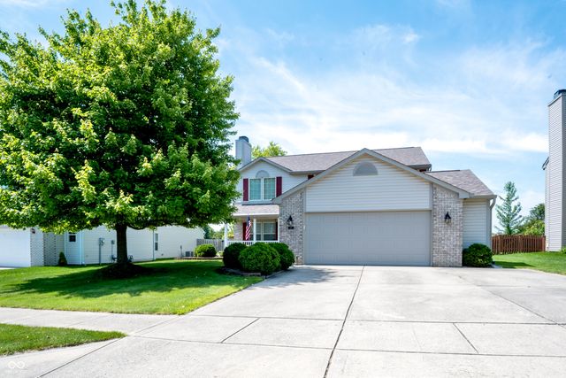25 English Green, Westfield, IN 46074