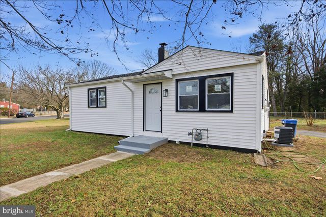 196 JERRYS AVE, Clayton, NJ 08312