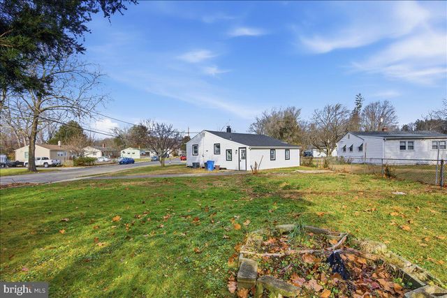 196 JERRYS AVE, Clayton, NJ 08312