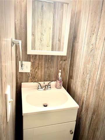 1017 Johnston Ave, Kittanning Boro, PA 16201