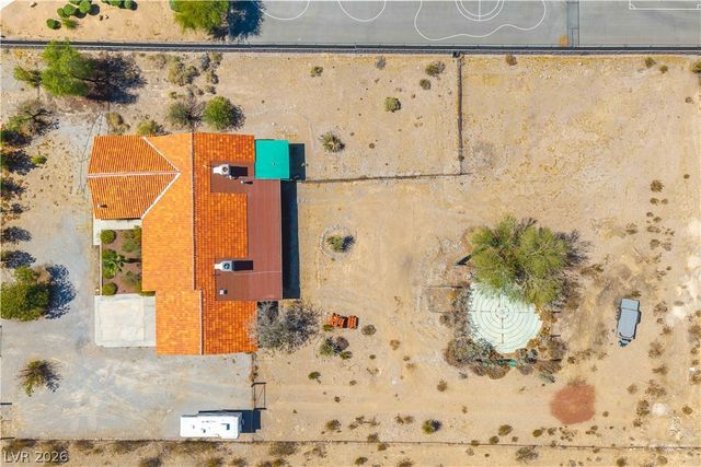 8520 West Hammer Lane, Las Vegas, NV 89149