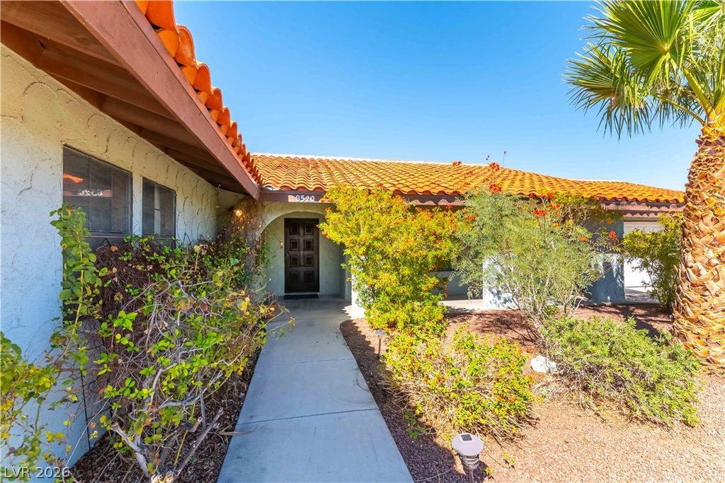 8520 West Hammer Lane, Las Vegas, NV 89149 — photo 4