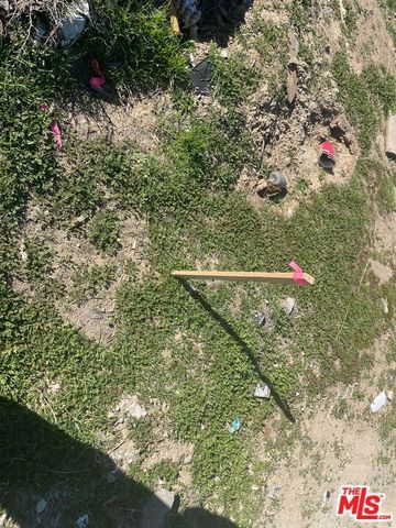 18468 E Ave O, Palmdale, CA 93591