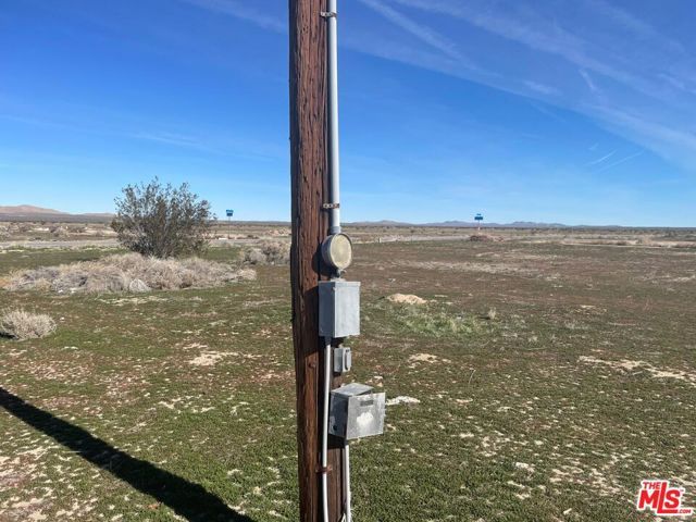 18468 E Ave O, Palmdale, CA 93591