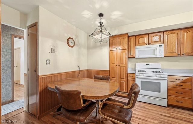 1771 Crestwood Road, Mayfield Heights, OH 44124