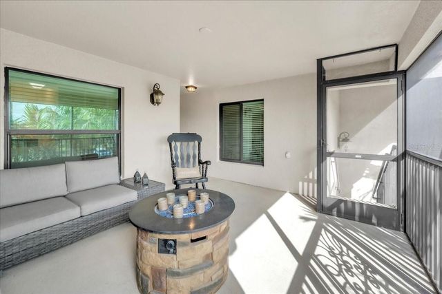 5527 PALMER CIRCLE 203, Bradenton, FL 34211