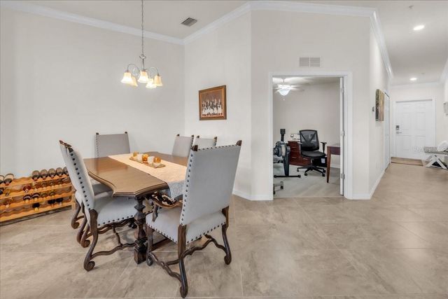 5527 PALMER CIRCLE 203, Bradenton, FL 34211