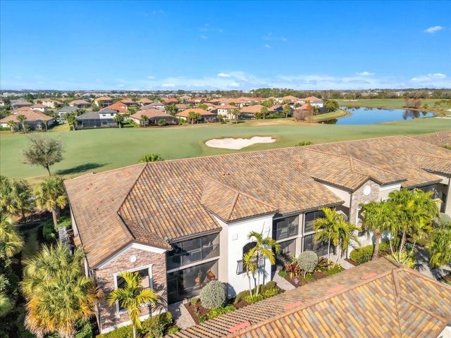 5527 PALMER CIRCLE 203, Bradenton, FL 34211