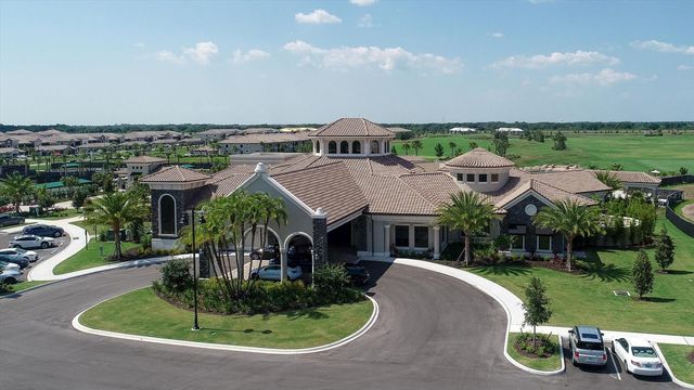 5527 PALMER CIRCLE 203, Bradenton, FL 34211