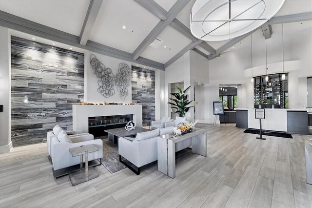 5527 PALMER CIRCLE 203, Bradenton, FL 34211