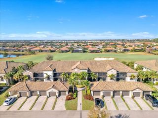 5527 PALMER CIRCLE 203, Bradenton, FL 34211