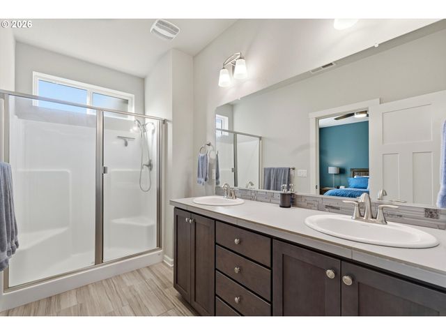 3713 S 41ST Pl, Ridgefield, WA 98642