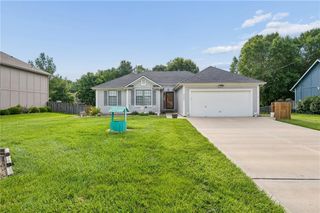 2599 N 156th Terrace, Basehor, KS 66007