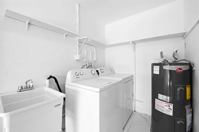 7005 NW 11th Street, Margate, FL 33063