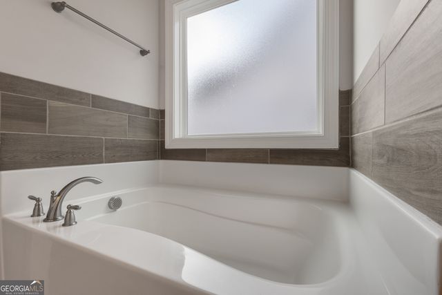 21 Long Branch Trail, Sharpsburg, GA 30277