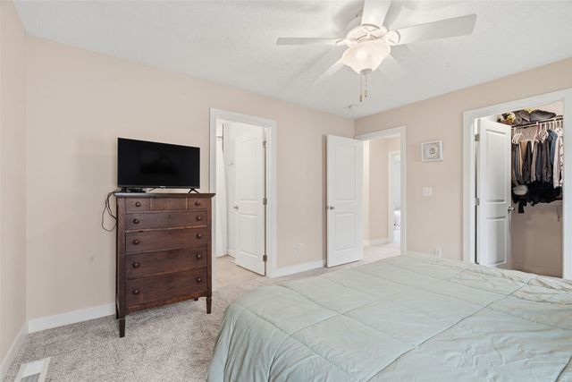 733 71st Street NE, Cedar Rapids, IA 52402