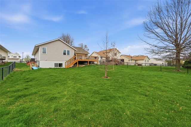 733 71st Street NE, Cedar Rapids, IA 52402