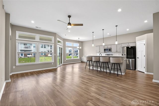 72 Pebble Brook Place, Springboro, OH 45066