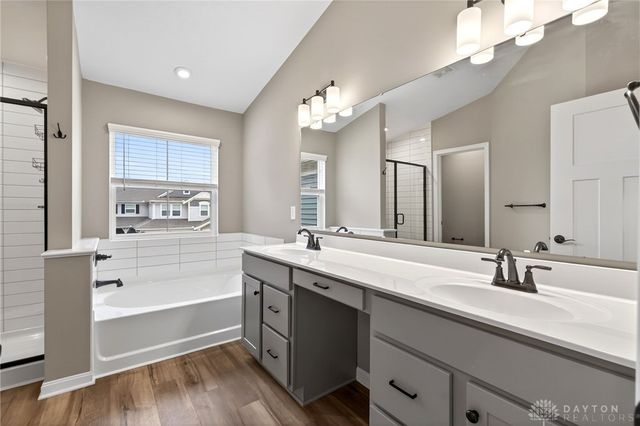 72 Pebble Brook Place, Springboro, OH 45066