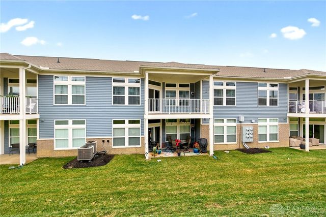 72 Pebble Brook Place, Springboro, OH 45066