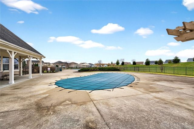 72 Pebble Brook Place, Springboro, OH 45066