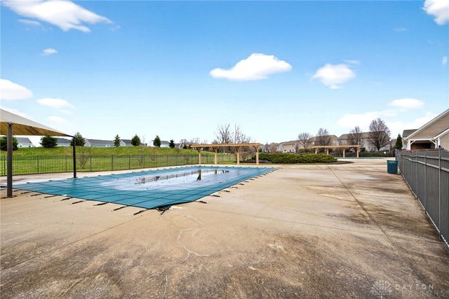 72 Pebble Brook Place, Springboro, OH 45066