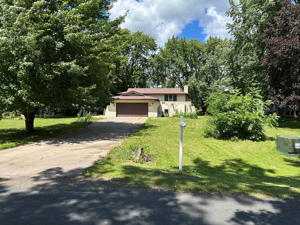 8750 212th Street N, Forest Lake, MN 55025 — exterior