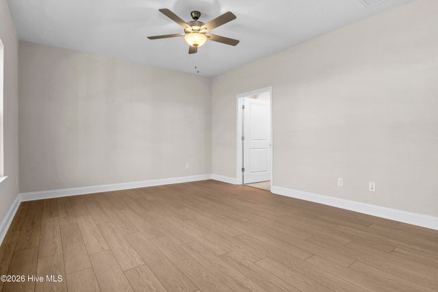 825 Red Sky Drive NE, Winnabow, NC 28479