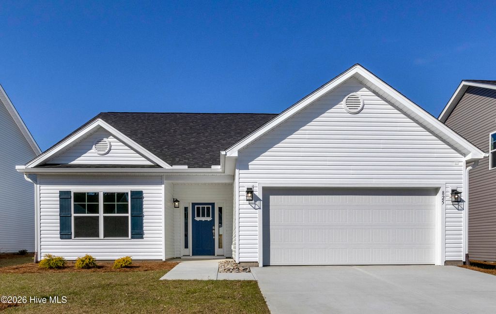 825 Red Sky Drive NE, Winnabow, NC 28479