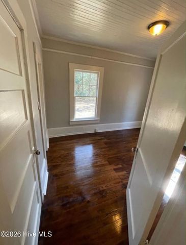 944 W Wisconsin Avenue, Southern Pines, NC 28387
