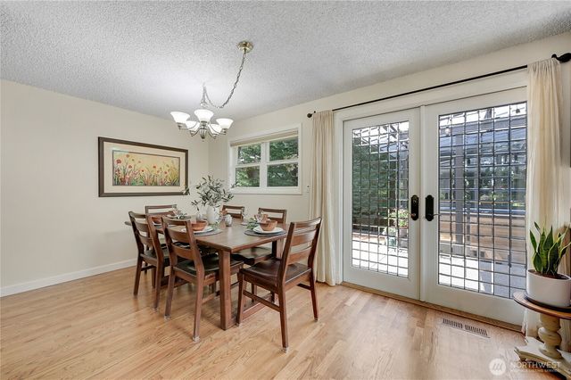10157 NE 200th Street, Bothell, WA 98011